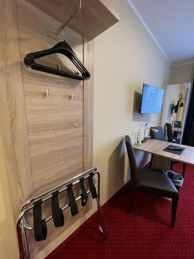 Palm Premium & Hotel