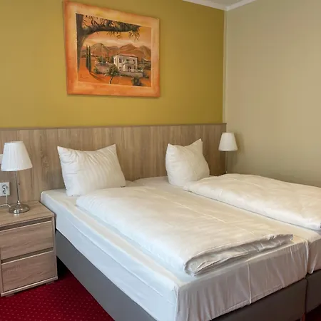Palm Premium Hotel 3*