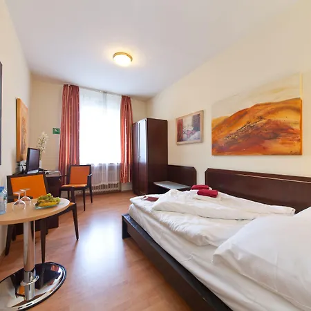 Hotel Palm Premium & Dusseldorf