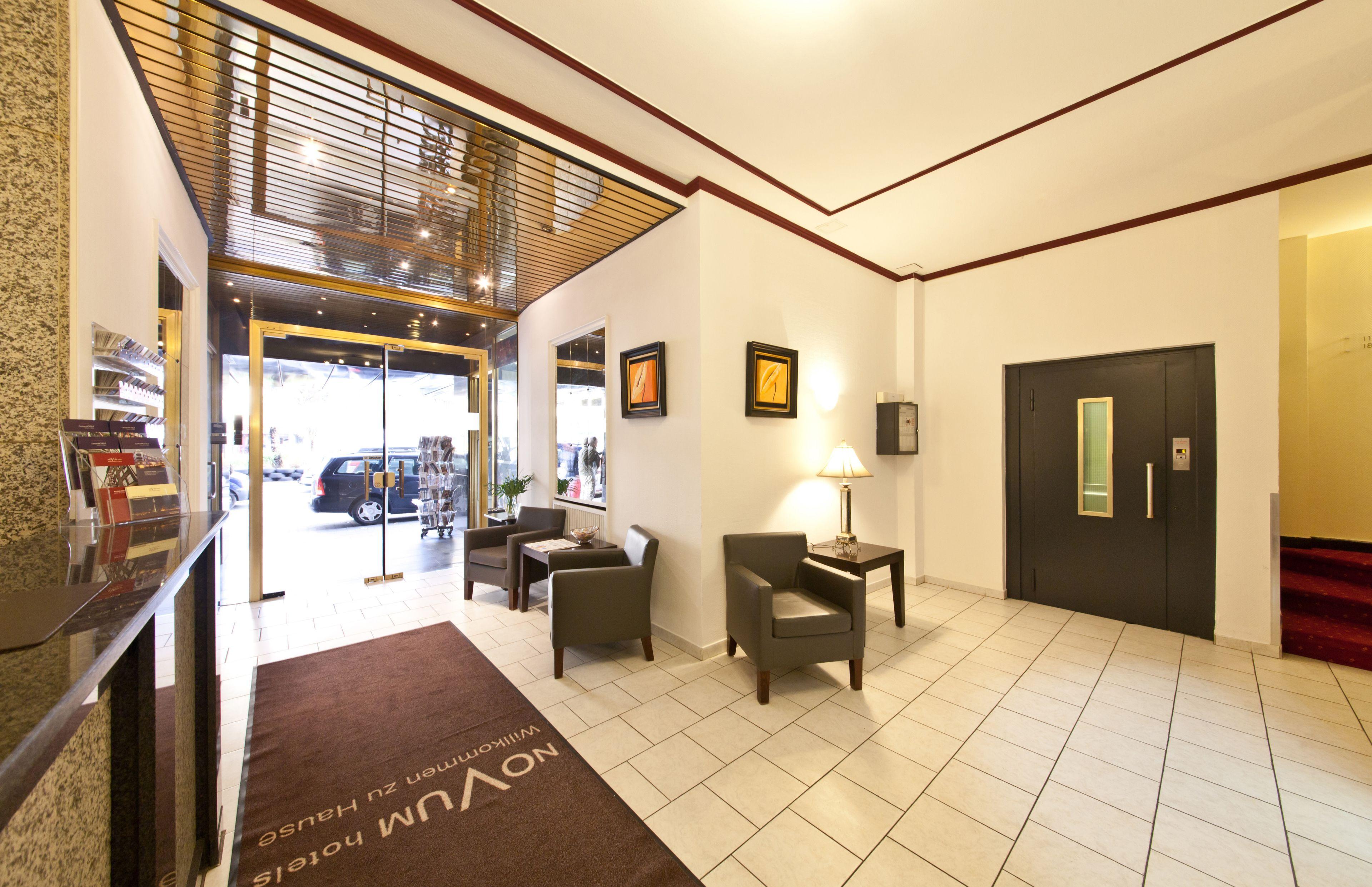 Palm Premium & 3* Dusseldorf