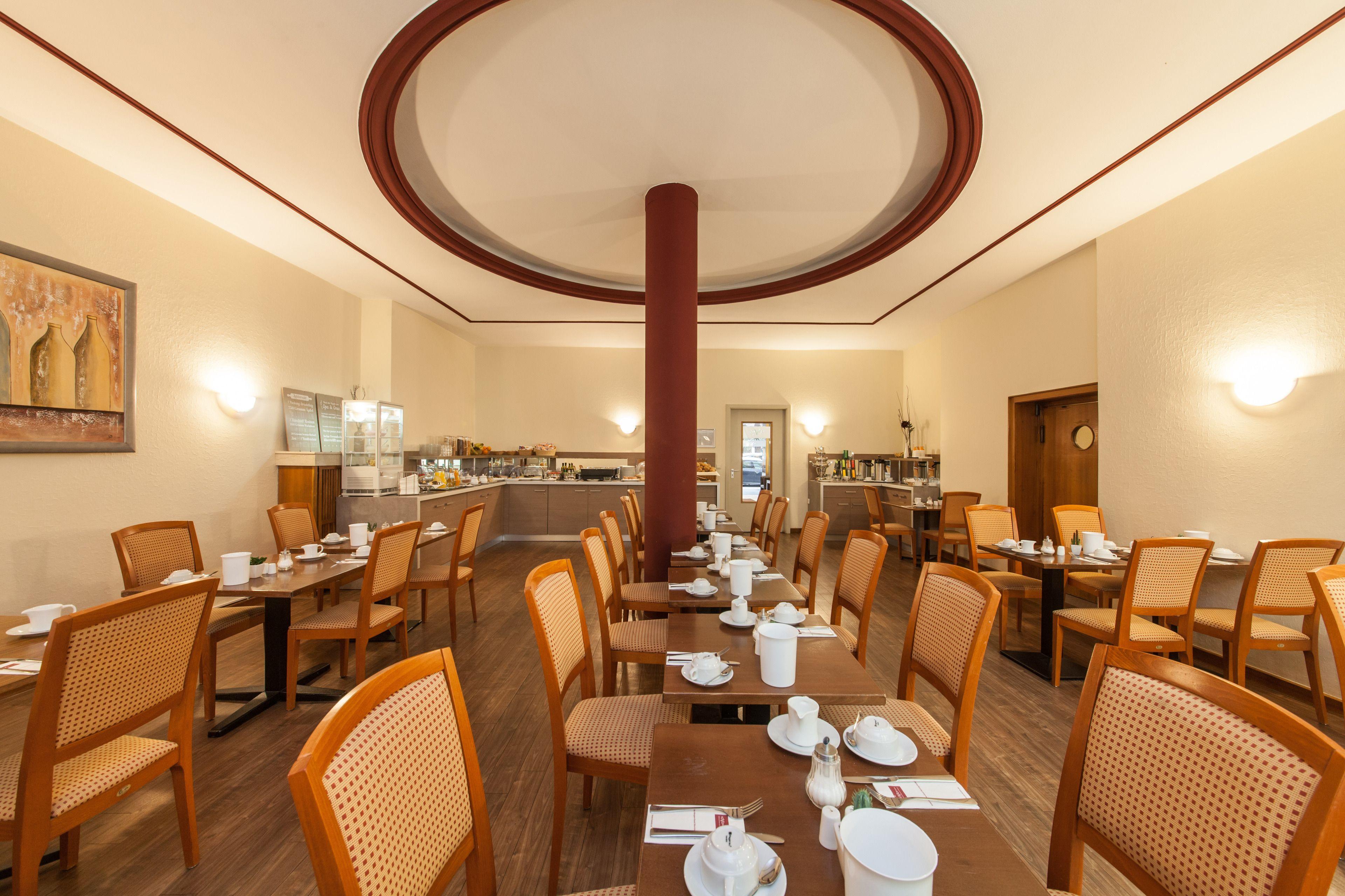 Palm Premium Hotel 3*